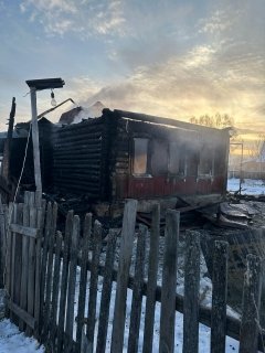 В Городищенском районе следователи устанавливают обстоятельства смерти женщины при пожаре